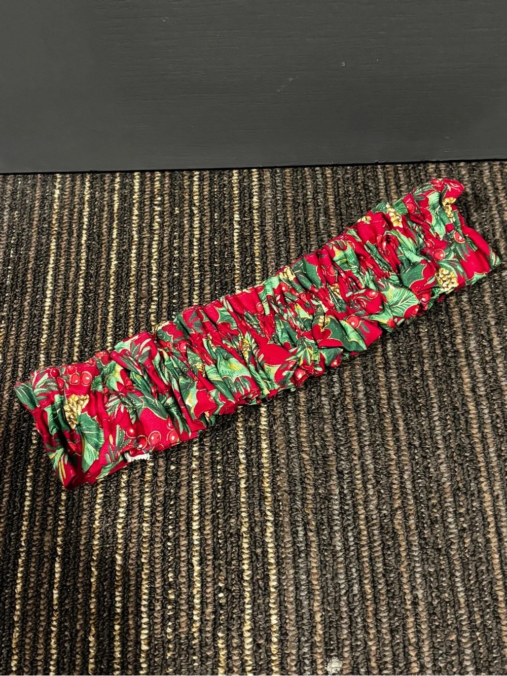 Longaberger Red and Green Holiday Fabric Basket Liner